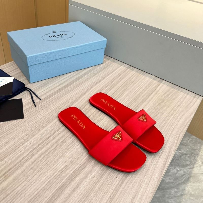 Pra*a slippers
